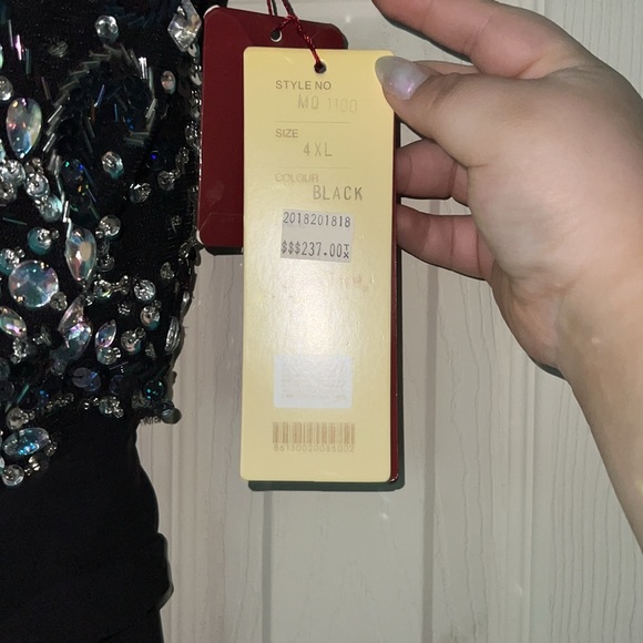 Prom Dress - Picture 4 of 4